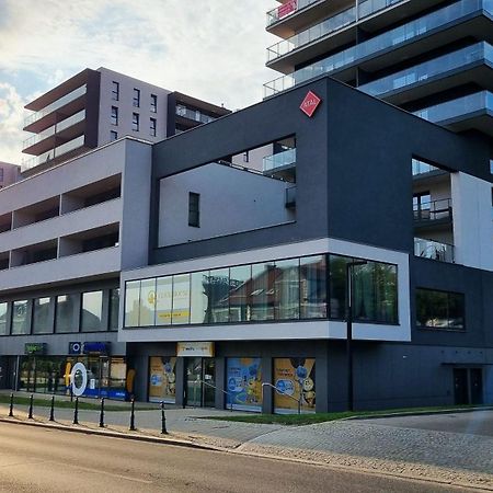 Ferienwohnung Q Apart Coral - Studio, Manufaktura, Parking Gratis, Tv Max, Fv, Gwarancja Zadowolenia Łódź Exterior foto
